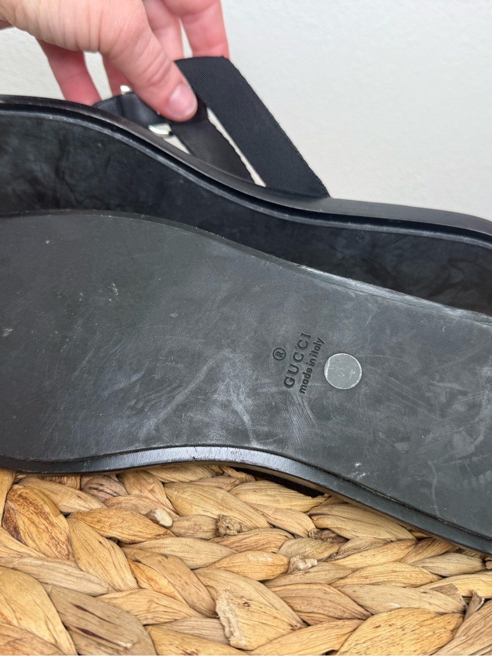Gucci Black Leather & Fabric Thong Sandals - Picture 7 of 7